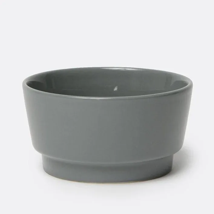 Ceramic Gloss Dog Bowl in Dolphin Grey