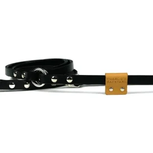 CHARLIE'S BACKYARD | Leather Leash in Black