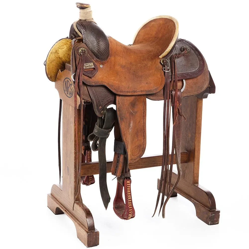 Circle Y Saddlery Used 15.5in Ranch Roper