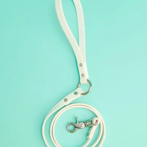 City Leash in Bright White