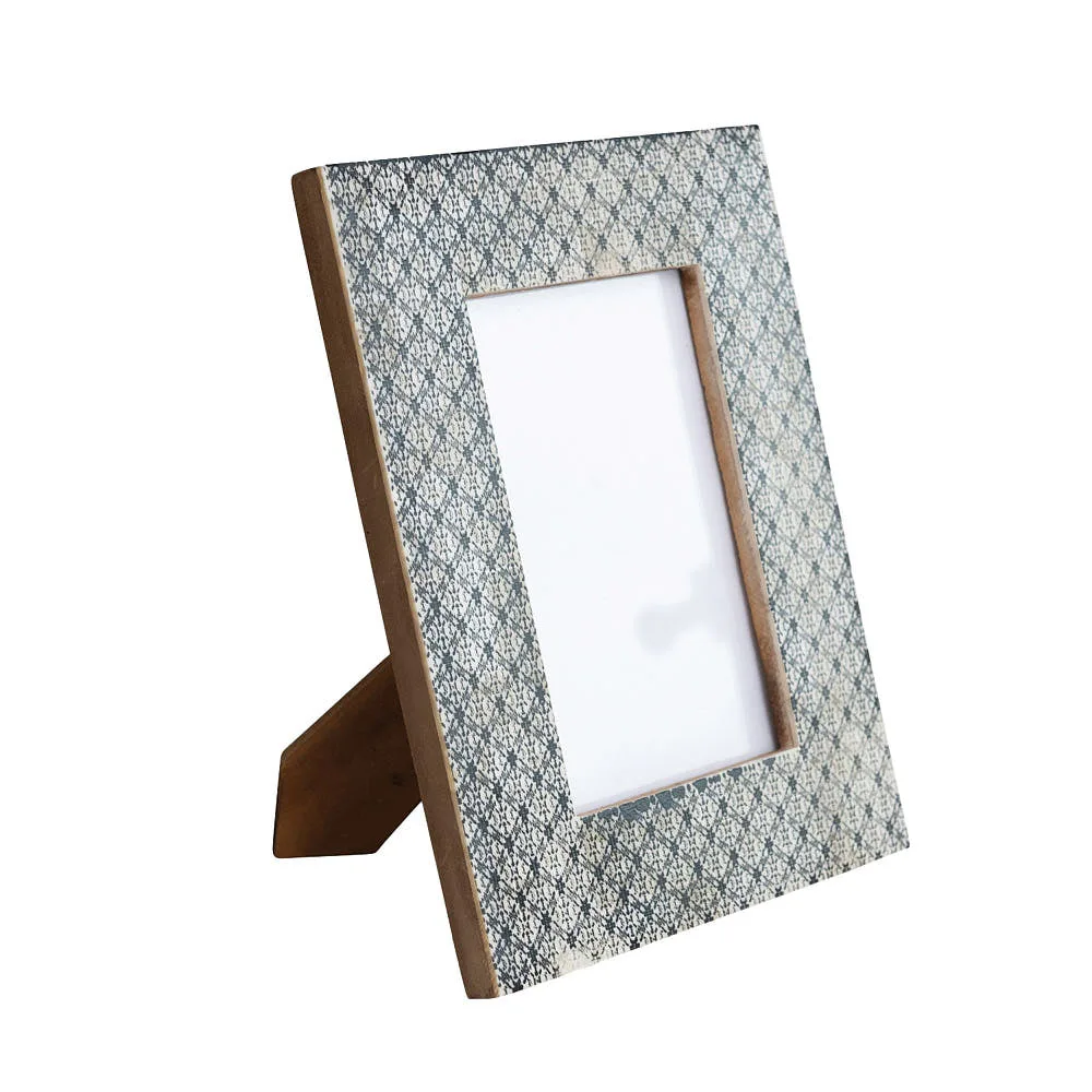 Creative Co-Op Charcoal Pattern Photo Frame - Image 2