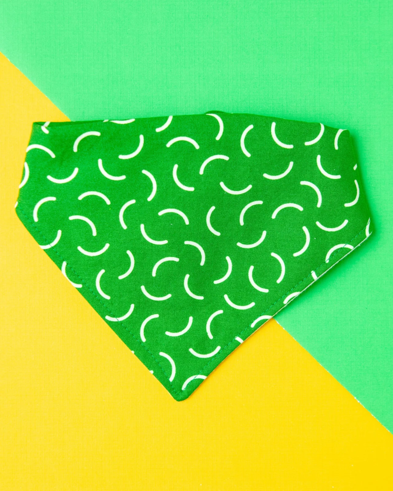 Dog Bandana in Green Pop Print (Made in the USA) <>