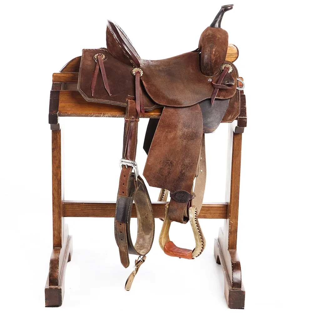 Double J Saddlery Used 13.5in Barrel Saddle - Image 2