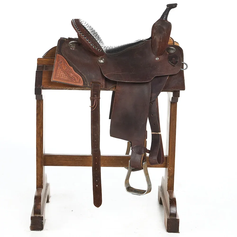 Double J Saddlery Used 14in Roughout with Padded Seat Barrel Saddle - Image 2