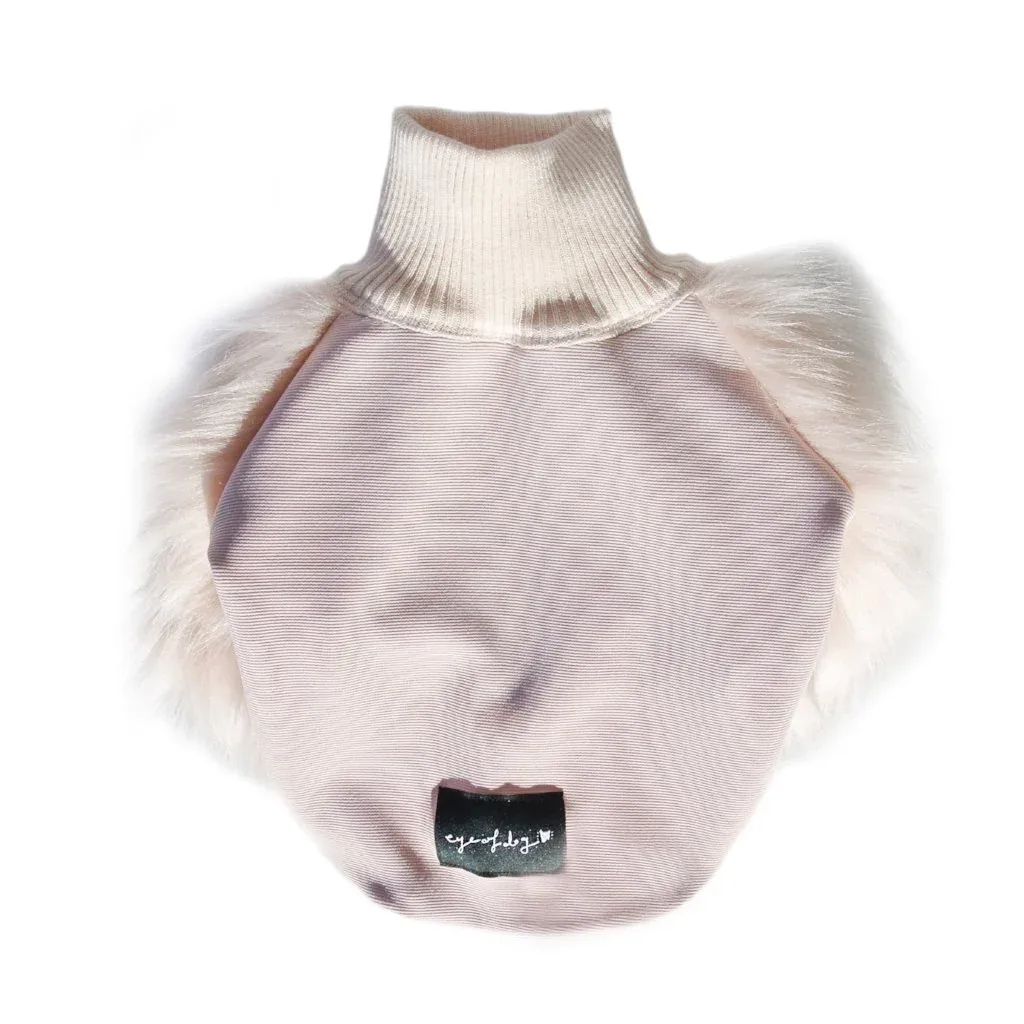EYE OF DOG | Milk Faux Fur Top
