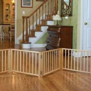 Four Paws Expandable Dog Gate, Wood Gate for Dogs 1ea/48-110 in W X 17 in H