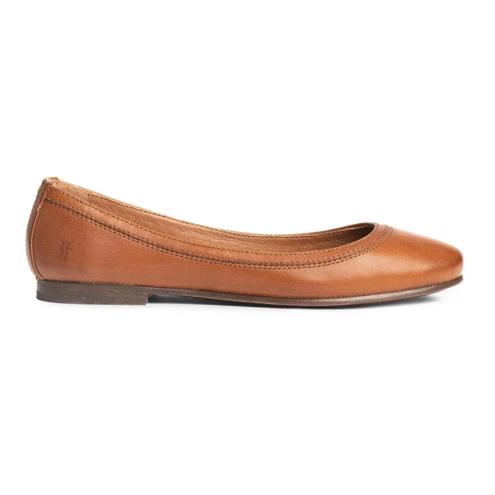 Frye Women`s Carson Ballet Cognac Ballet Flat