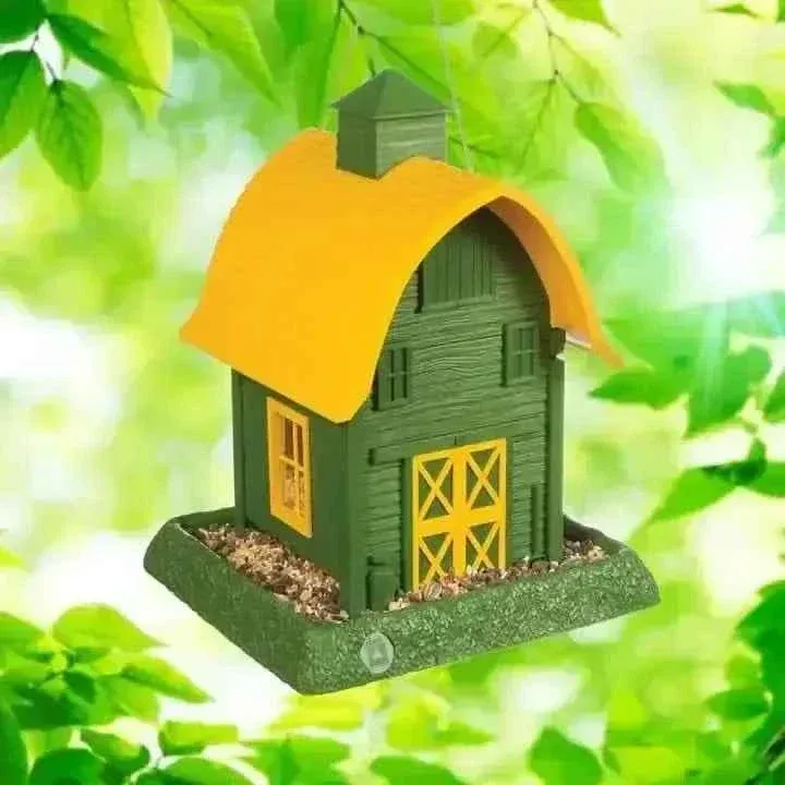 Green Barn Birdfeeder