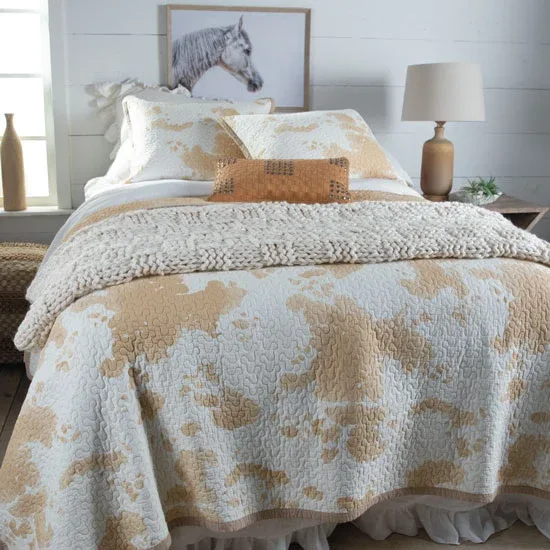 Hiend Accents Full/Queen Elsa Cowhide Reversible Quilt Set - Image 2