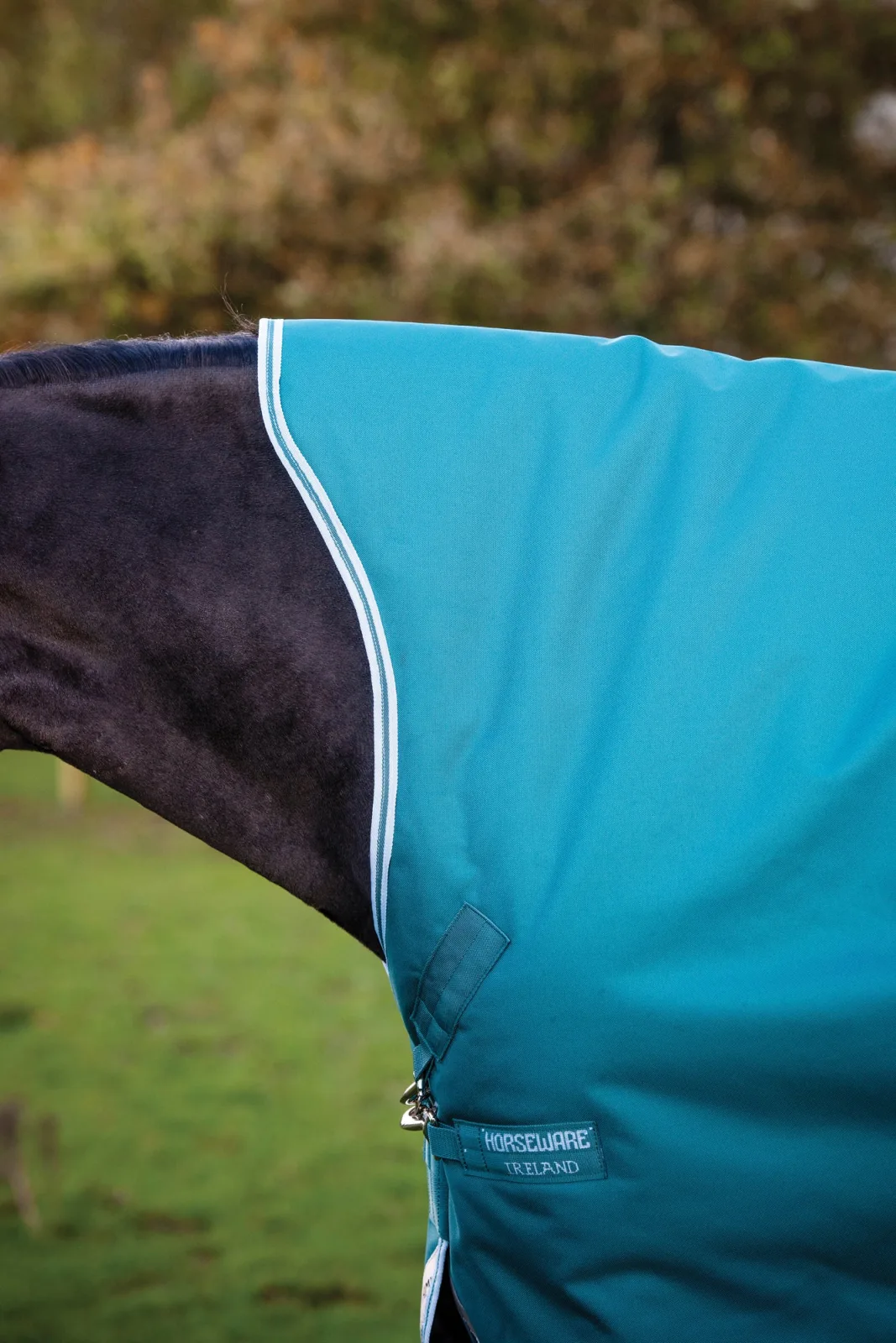 Horseware® Ireland Amigo® Bravo 12 Wug Medium-Weight Turnout Blanket - Image 2