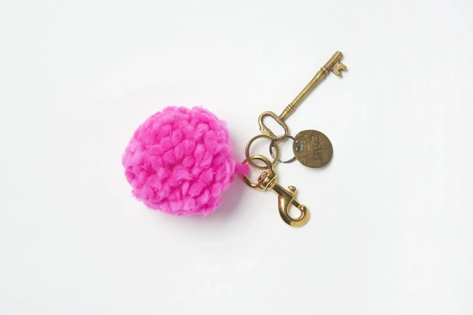 LOOPY MANGO | DIY PomPom for Leash Kit in Hot Pink - Image 2