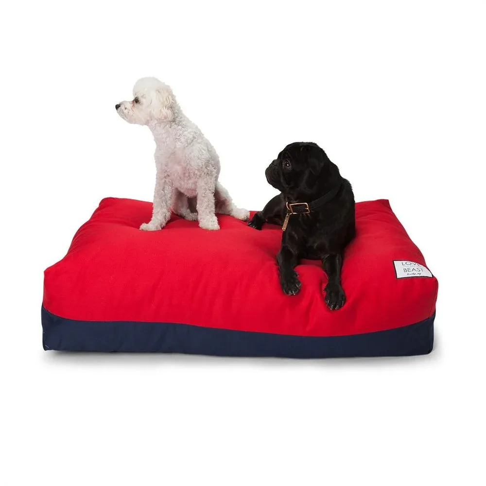 LOVE THY BEAST | Flip Stitch Bed in Red + Navy - Image 2