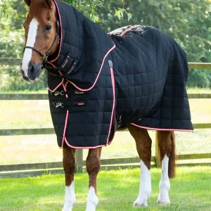 Lucanta 200g Stable Rug with Neck Cover Black