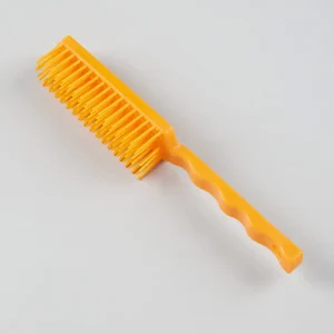 Mane & Tail Detangler Comb Amber