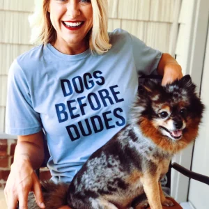 NELLIE MAE | Dogs Before Dudes Tee