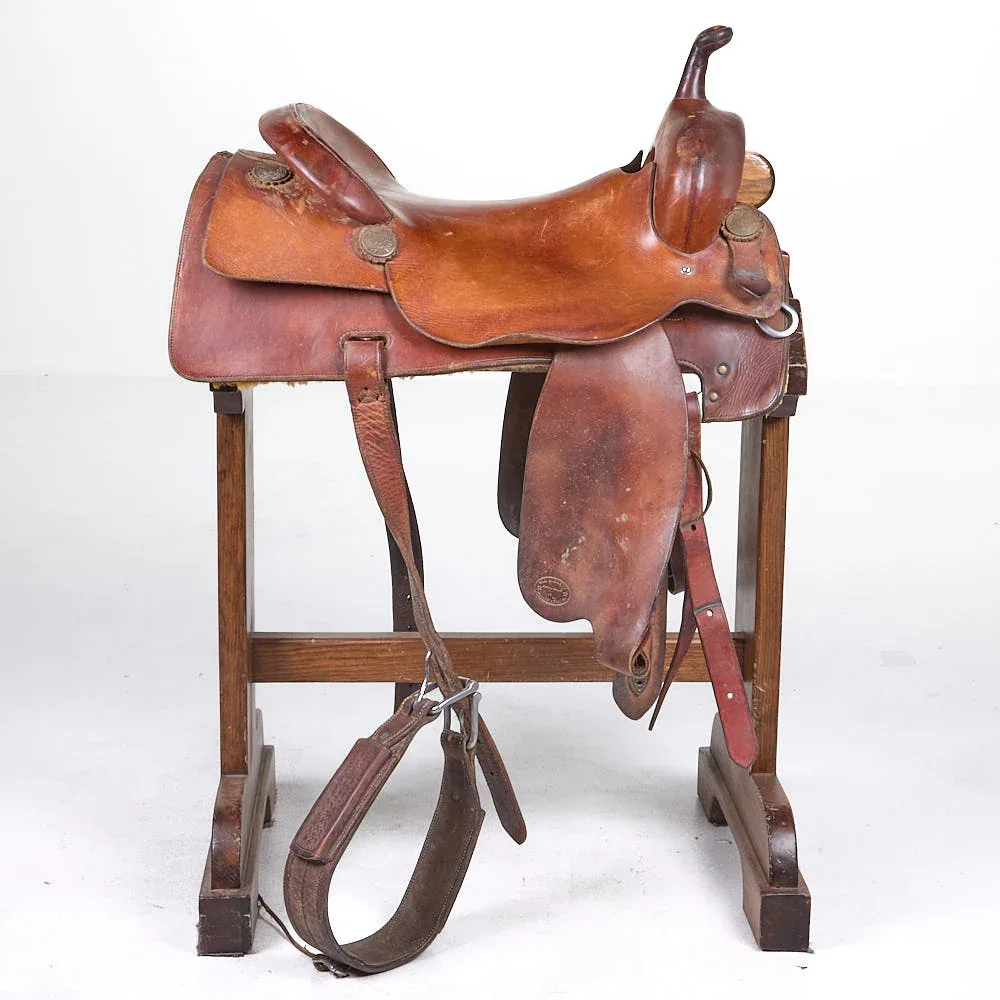 NRS Used 17.5 Square Skirt Cutting Saddle - Image 2