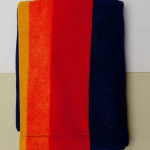 Pendleton Fleece Pet Throw in Crater Lake