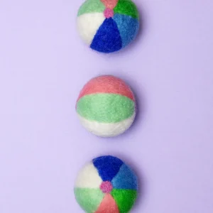Beach Ball Summer Wool Cat Toy