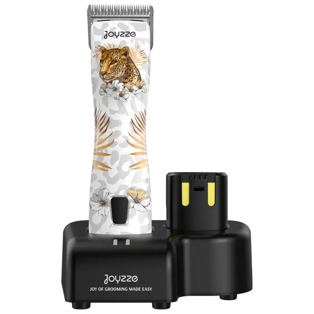 Raptor Pro Clipper with Two Batteries in a Case by Joyzze