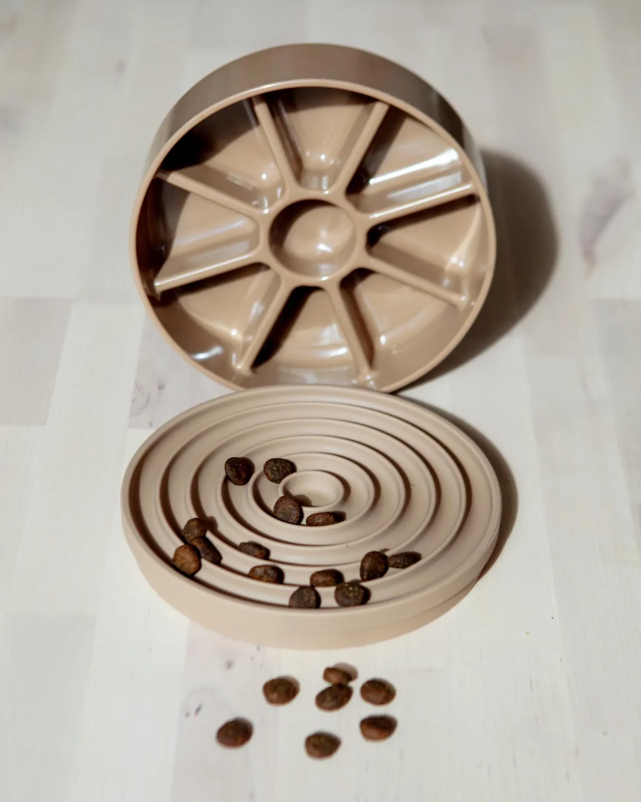 3-in-1 Bento Elevated Slow Feeder + Lick Mat