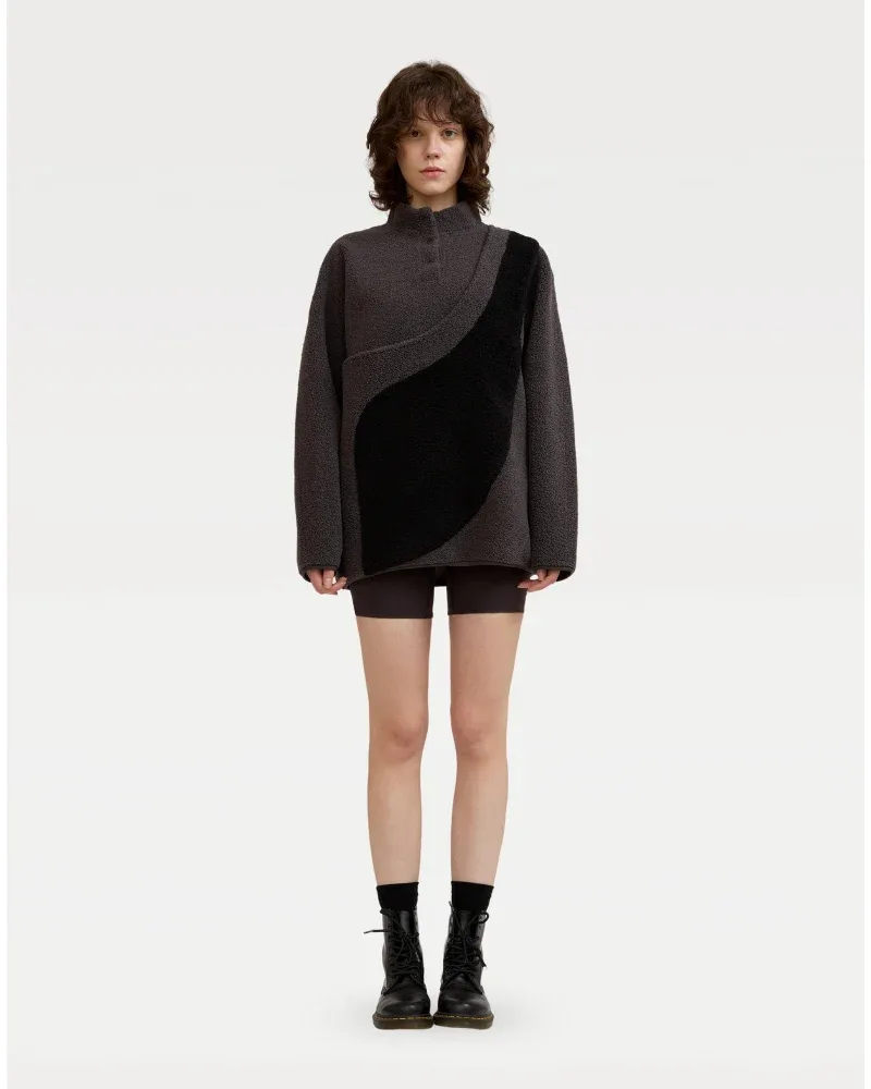 Fleece Pullover with Built-In Kangaroo Pouch Carrier in Black & Grey