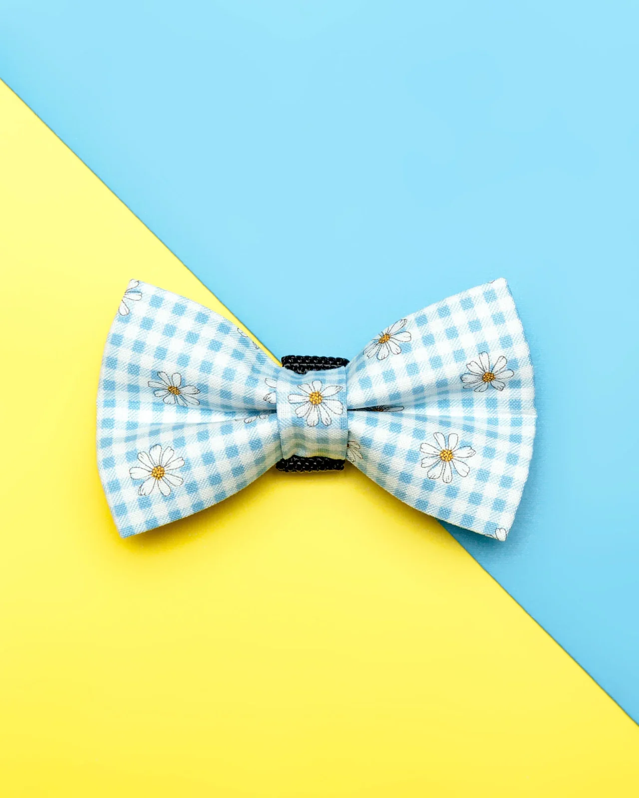 Dog Bow Tie in Blue Daisy (FINAL SALE)