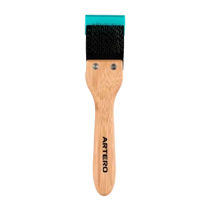 Nala Twin Flexi Slicker Brush by Artero
