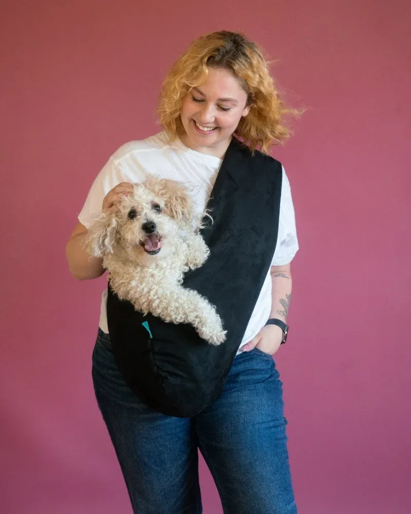 Daizy Cotton-Linen Crossbody Dog Sling in Black (for Dogs 14-20 lbs) (FINAL SALE)