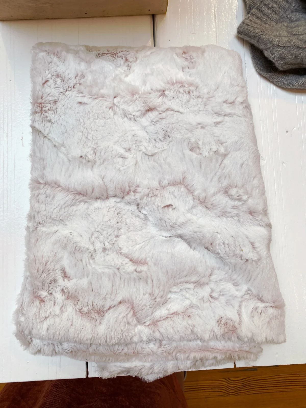 Frosted Rosewater Plush Dog Blanket - Image 2