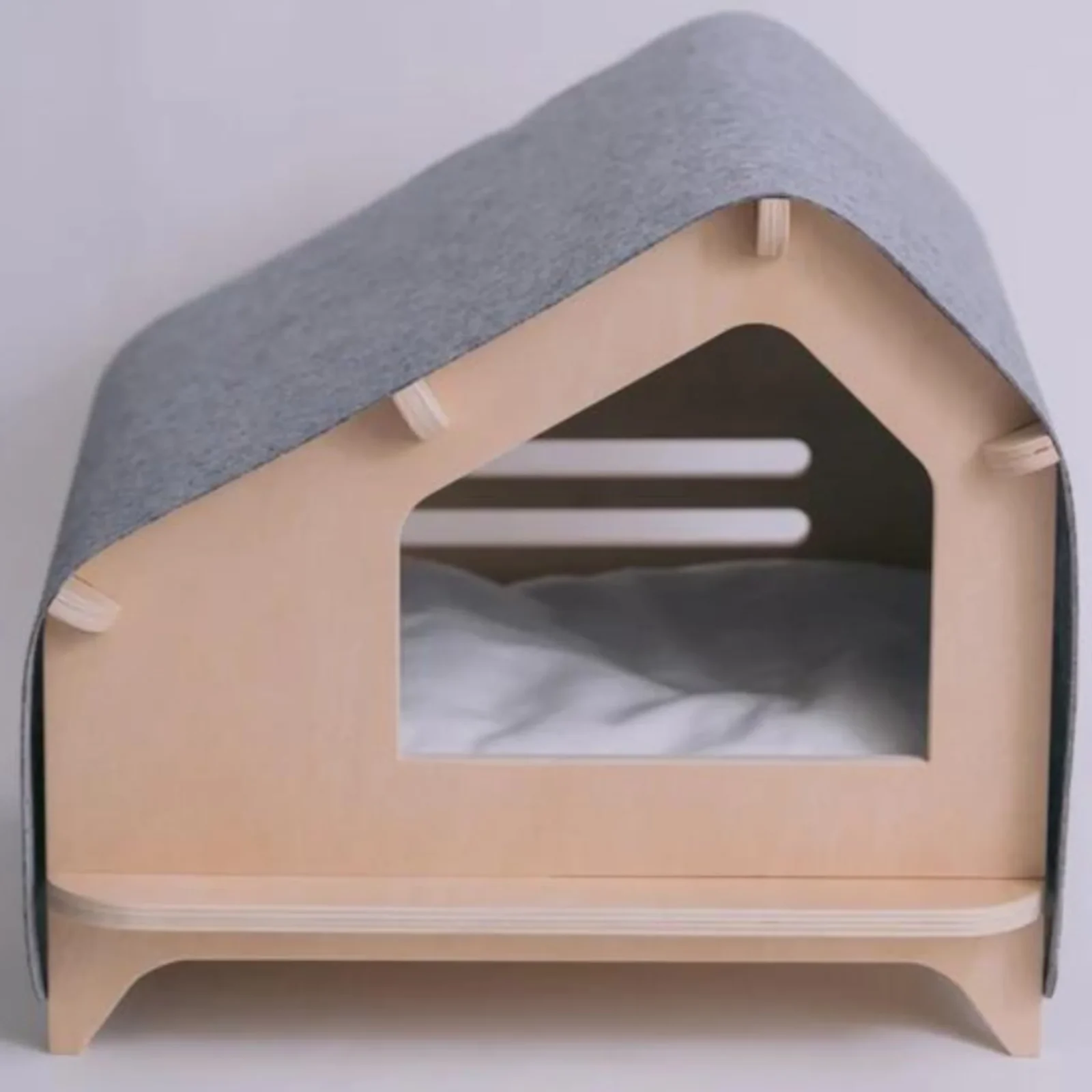 The Little Pet Cabin in Light Grey (FINAL SALE) - Image 2
