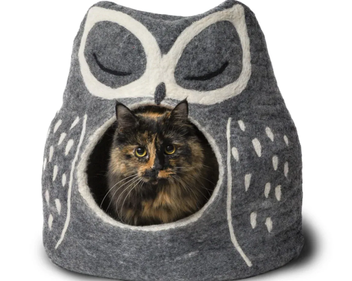 Grey Owl Wool Pet Cave - Image 2