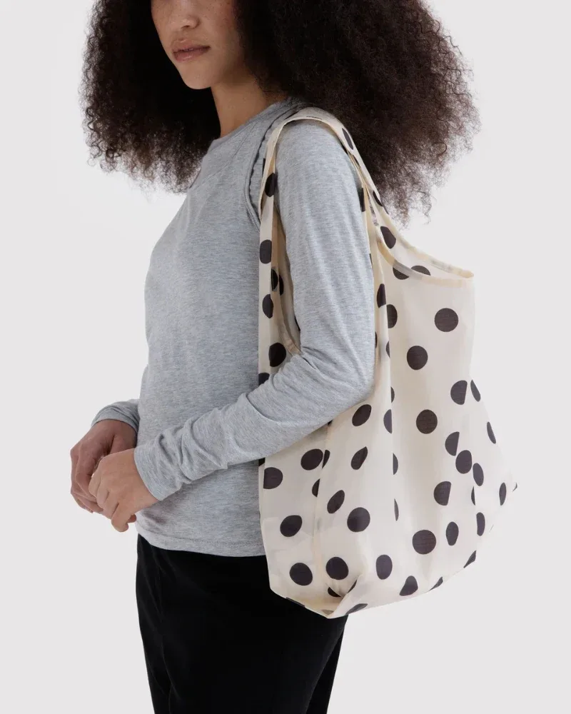 Standard Baggu Reusable Bag in Cream and Black Polka Dot - Image 2