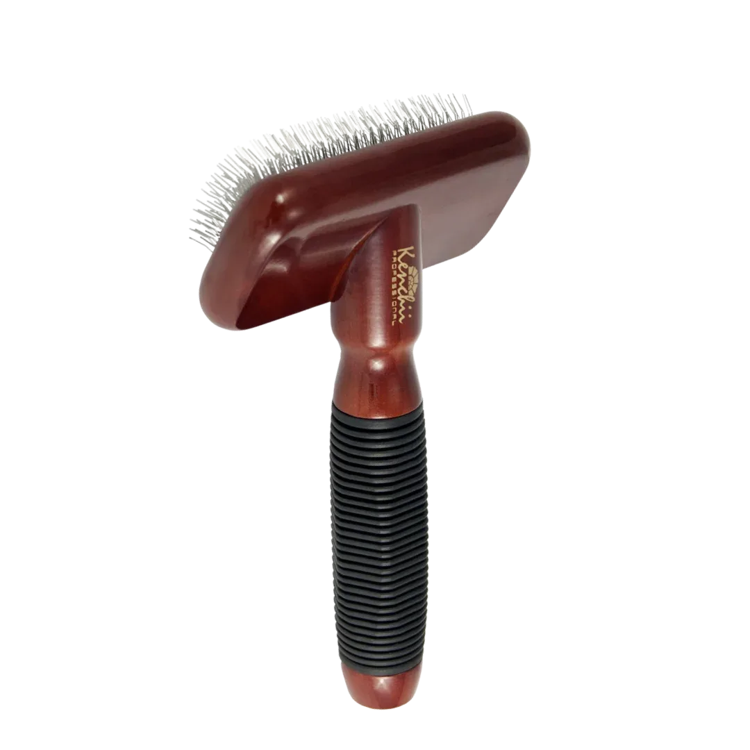 Small Slicker Brush by Kenchii - Image 2