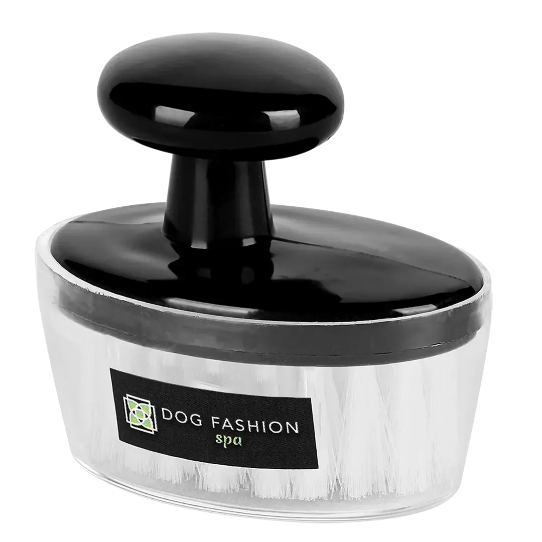 Black Face and Paw Brush by Dog Fashion Spa