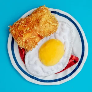 PLAY X IHOP | Eggcellent Platter Dog Toy