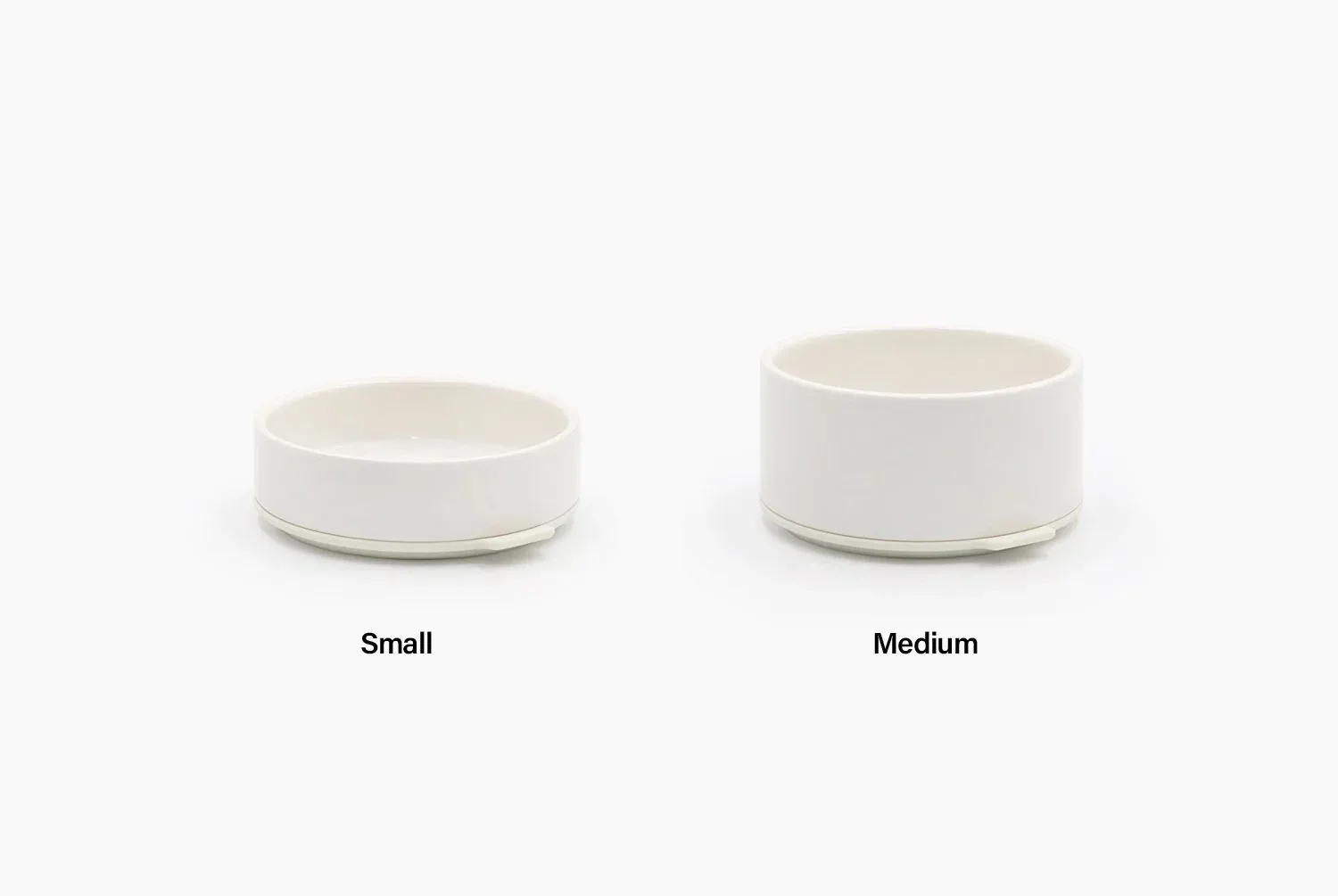 Ceramic & Silicone Pudding Dog Bowl in White (FINAL SALE) - Image 2