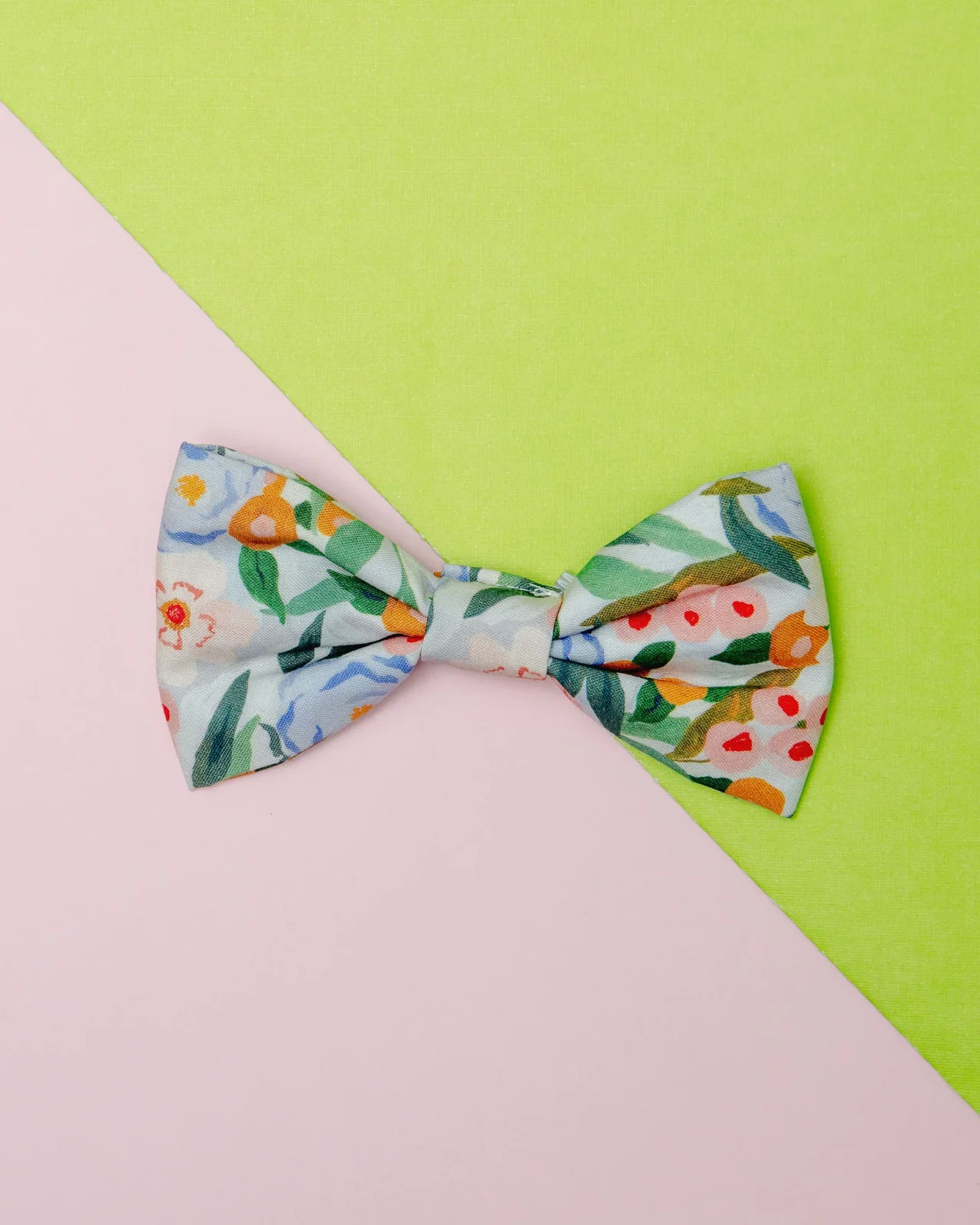 Gathered Floral Print Dog Bow Tie (Made in the USA) <>