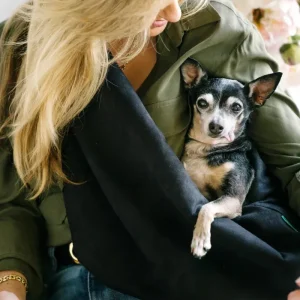 The SNUGGIT Crossbody Dog Sling in Clairence Black (FINAL SALE)
