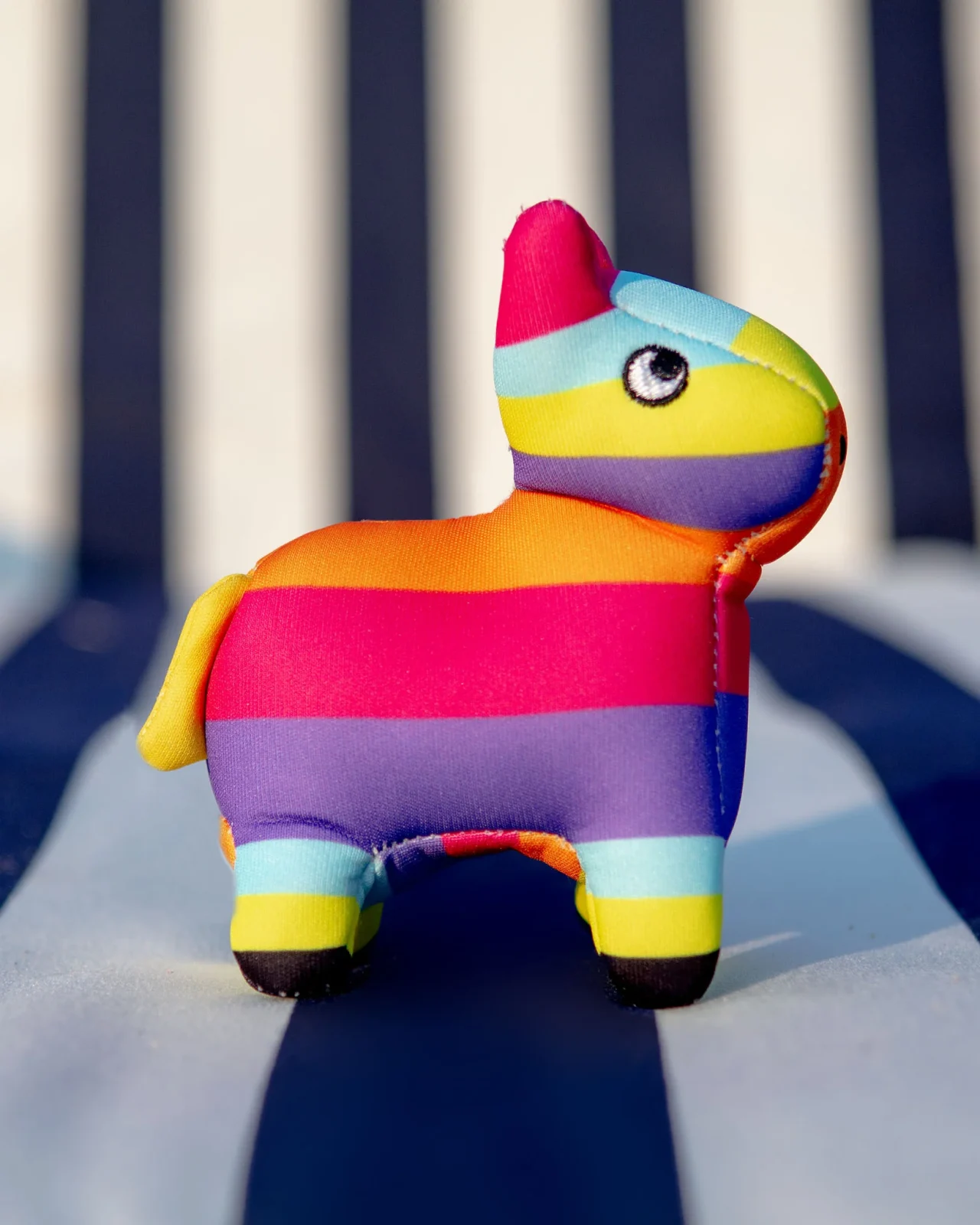 Freeze & Float Toys <> - Image 2