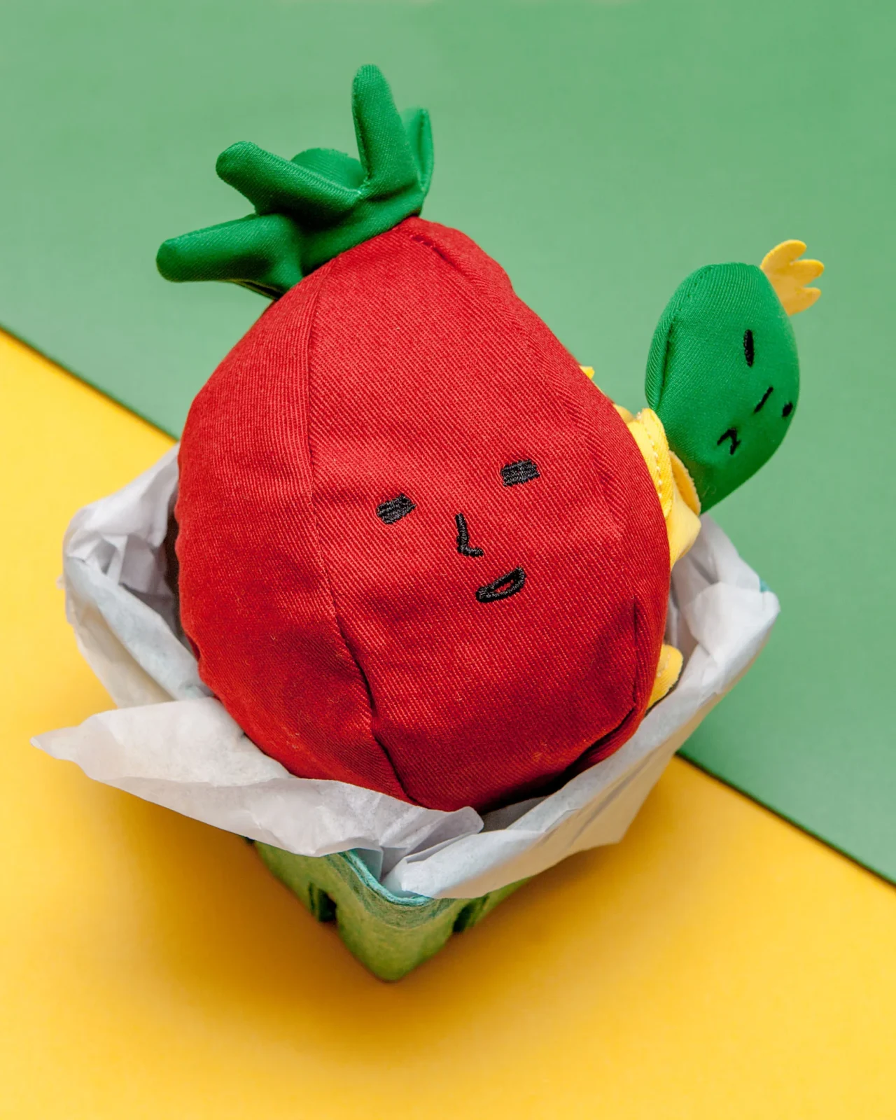 Tomato Interactive Nosework Dog Toy