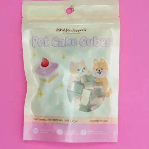 Freeze Dried Chicken Cake Cube Treats for Cats and Dogs