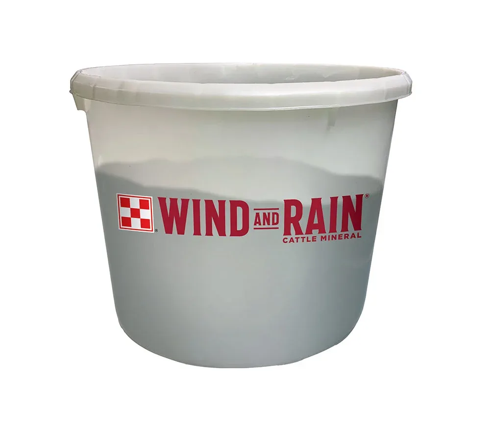Purina Animal Nutrition Wind And Rain All Season Fly Control Mineral Tub