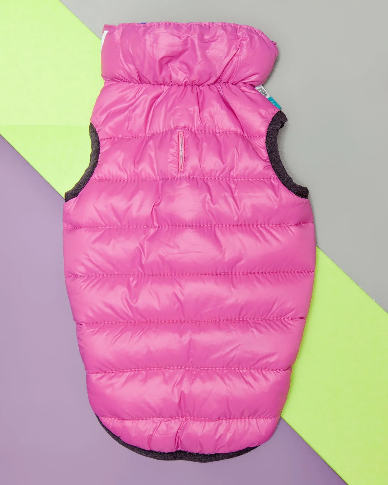 Reversible Puffer AiryVest in Pink and Purple <> - Image 2
