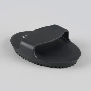 Rubber Curry Comb Black