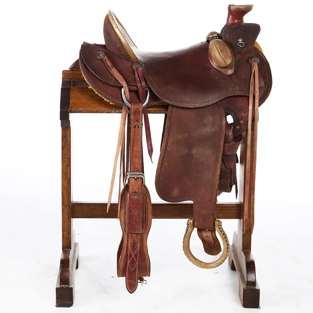 Saddle Barn Used 16in Wade Ranch Saddle - Image 2