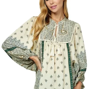 See And Be Seen n Womens Green/Cream Paisley Print Top