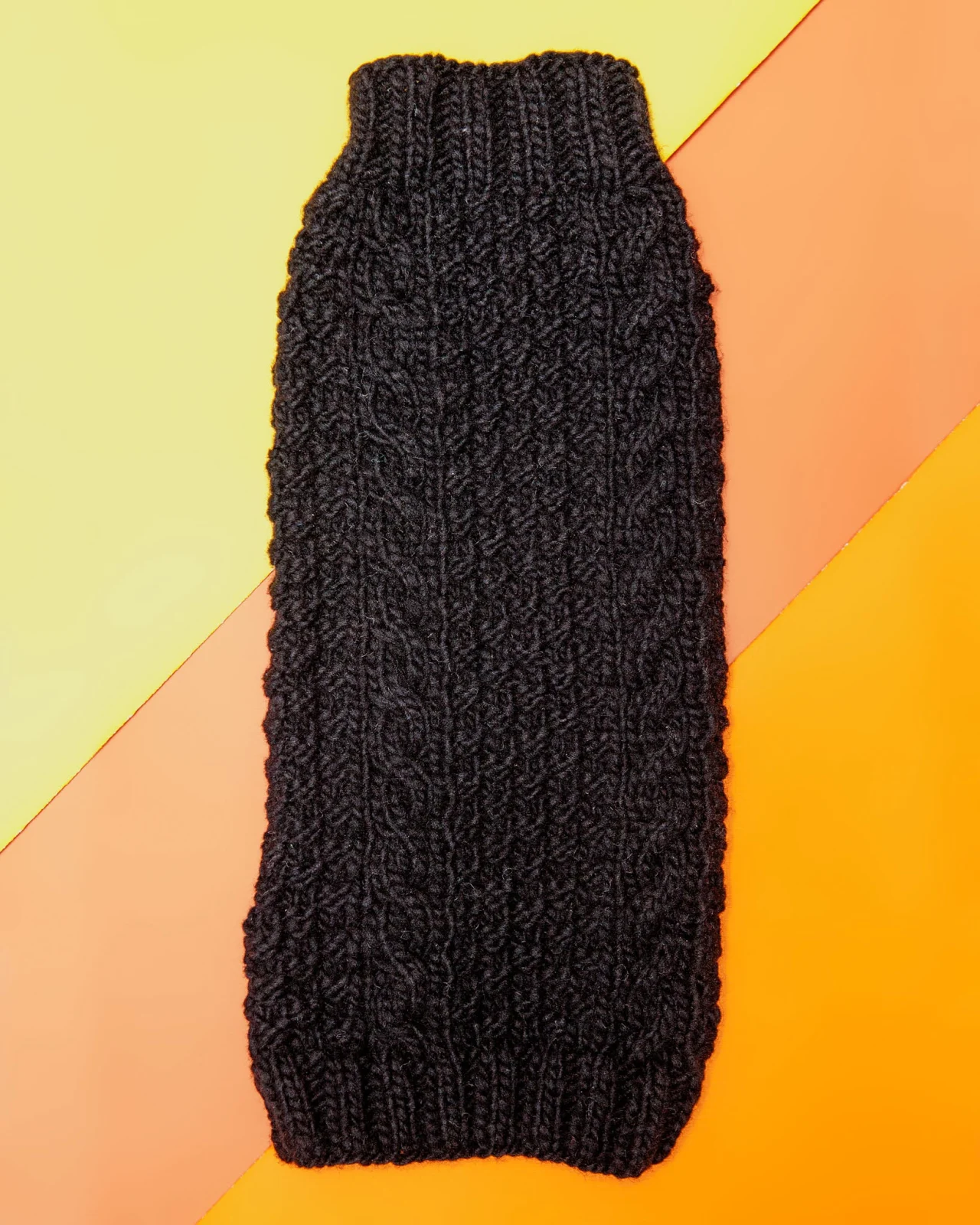 Sleeveless Cable Knit Wool Dog Sweater in Black (Dog & Co. Exclusive) <>