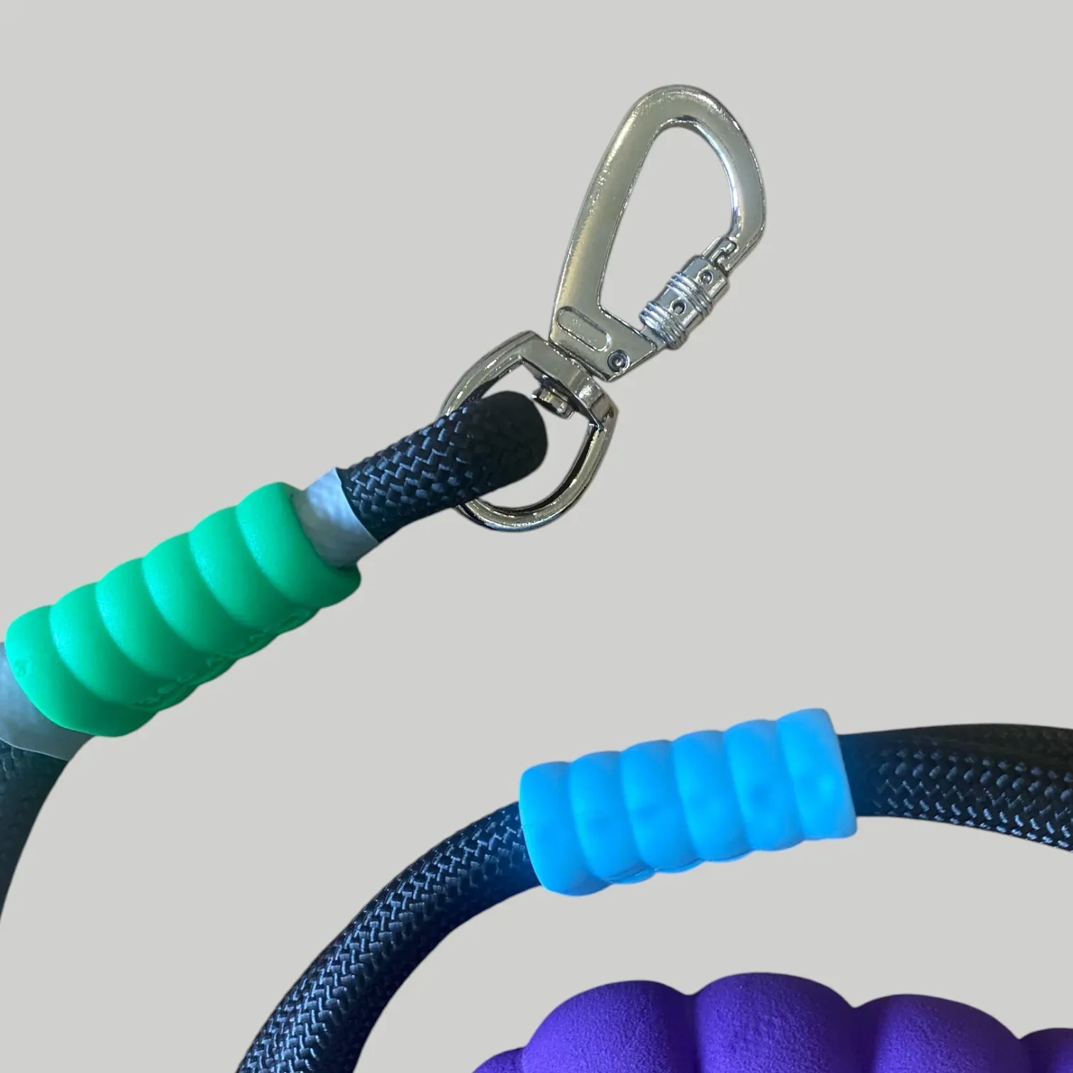 Talking Dog Club Extra Strong Vivid Handle Leash for Dogs (Purple/Black) - Image 2