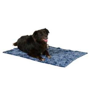 Top Paw® Classic Cozy Extra Large Navy and Paw Throw Blanket 30Lx40W