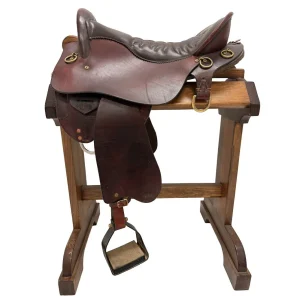 Tucker Used 17.5in Durahide Endurance Trail Saddle